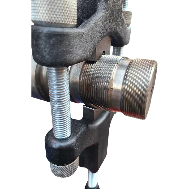 Bộ ta rô tạo ren ngoài đầu trục bánh xe tải