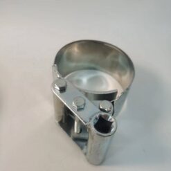 vam tháo cốc lọc dầu nhớt xe tải, xe công trình, máy xúc bằng đai thép